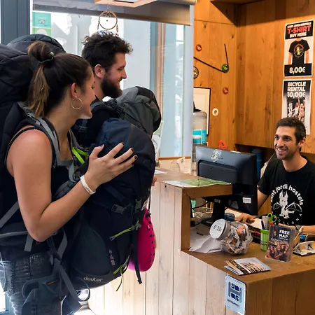 Sant Jordi Hostels Gracia-3